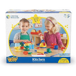 PRETEND & PLAY KITCHEN SET